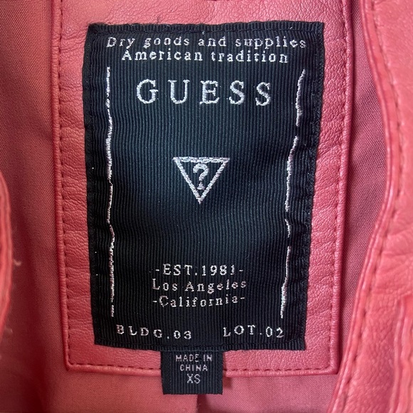 Coral Guess Jacket ππͺΈ - Picture 7 of 13